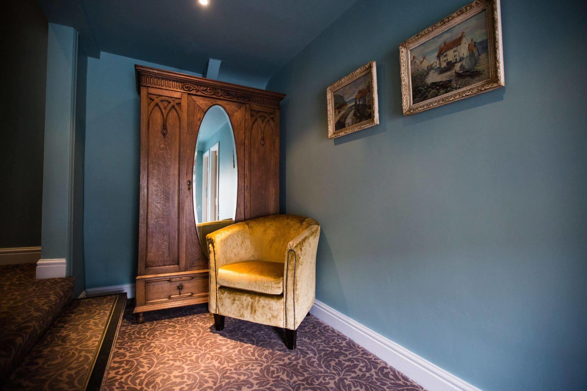 The Blue Boar Hotell Witney Eksteriør bilde