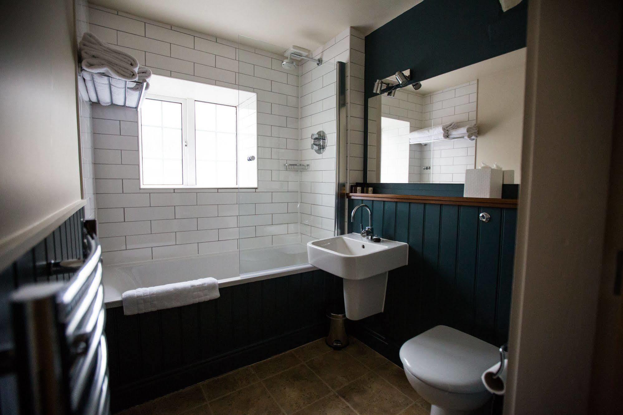 The Blue Boar Hotell Witney Eksteriør bilde