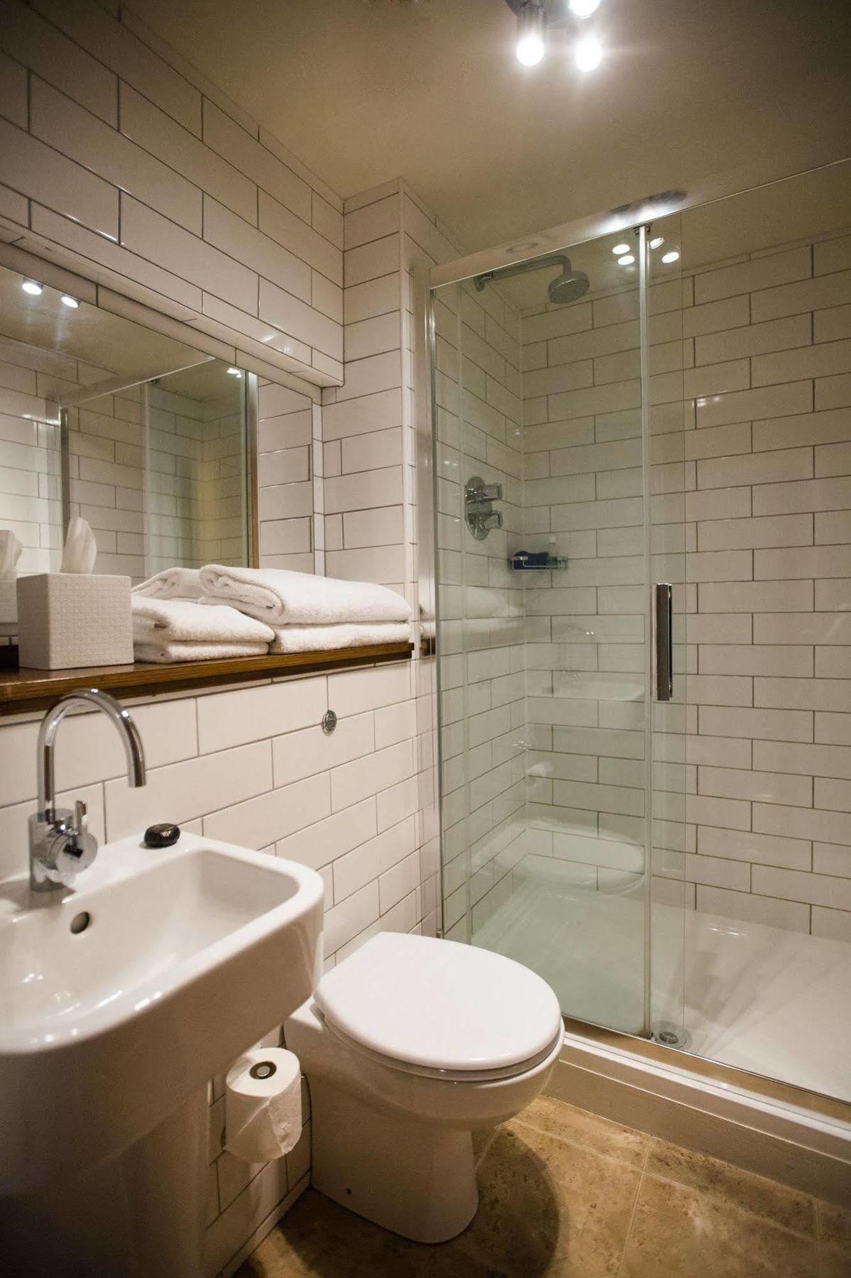 The Blue Boar Hotell Witney Eksteriør bilde