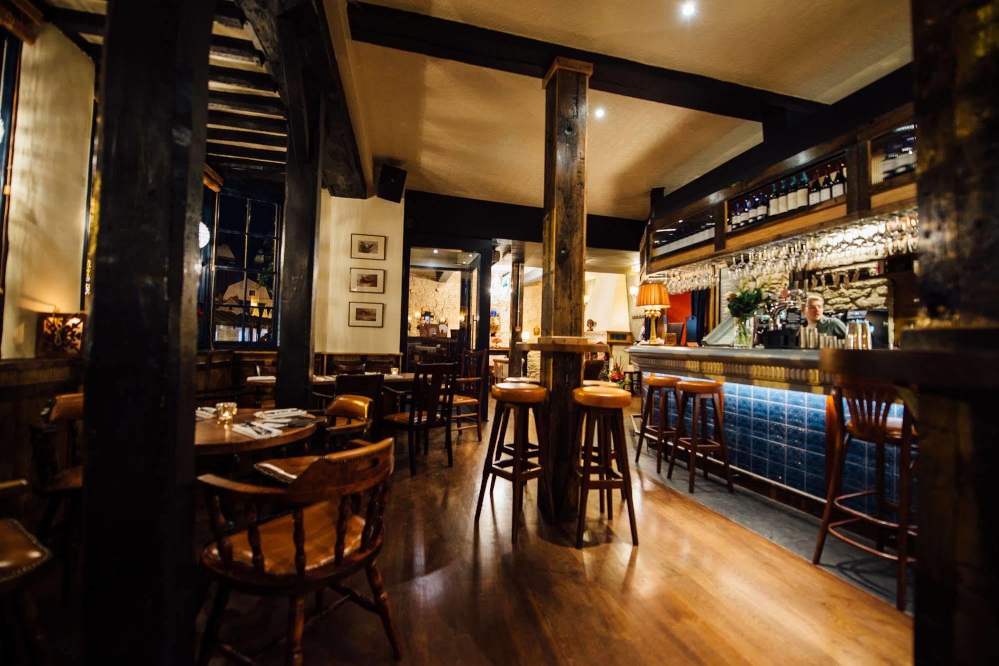 The Blue Boar Hotell Witney Eksteriør bilde